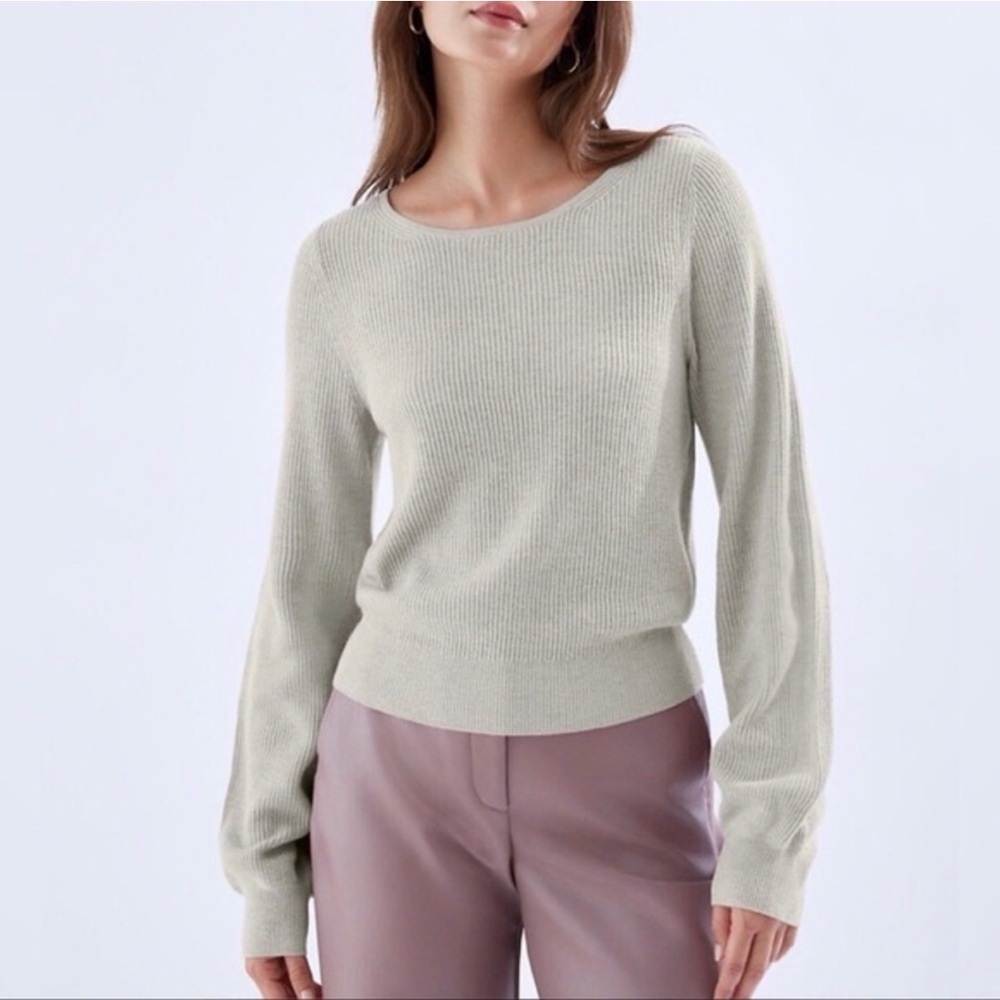 Sold NWOT Babaton Light Sage Ribbed Scoopneck Sweater